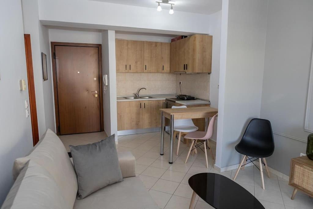 Luxury Apartment In The Center Of Ксанти Екстериор снимка